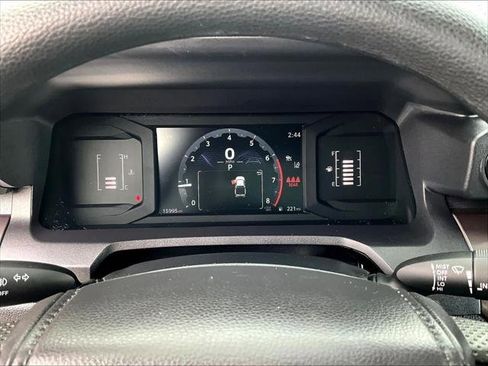 Used 2025 Toyota Tacoma SR5 image 24