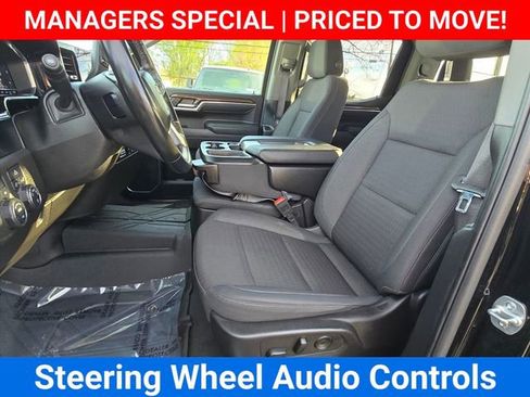 Certified 2025 Chevrolet Silverado 1500 LT AWD/4WD image 16