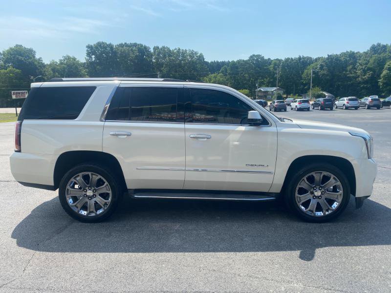 Used 2015 GMC Yukon Denali w/ Touring Package AWD/4WD image 5