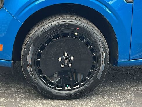 New 2025 Ford Maverick Lobo image 12