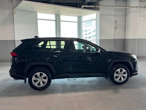 Used 2024 Toyota RAV4 LE AWD/4WD image 11