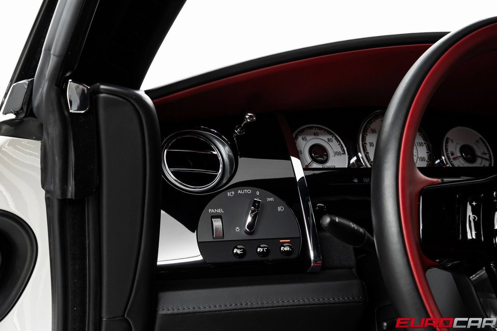 Used 2018 Rolls-Royce Wraith RWD image 20