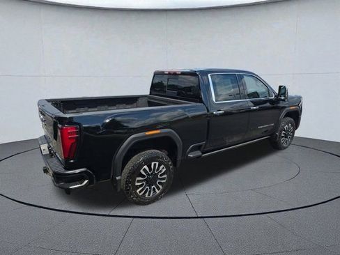 Used 2024 GMC Sierra 2500 Denali Ultimate image 5