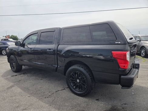 Used 2019 Nissan Titan SV w/ SV Convenience Package AWD/4WD image 7