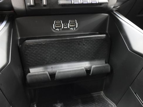 Used 2021 RAM 2500 Big Horn w/ Level 1 Equipment Group AWD/4WD image 43