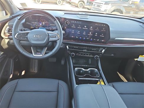 New 2026 Chevrolet Traverse Z71 w/ Enhanced Driving Package image 8