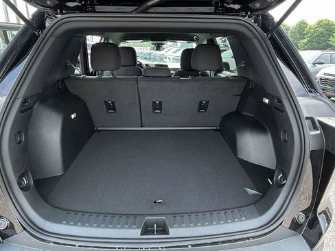 New 2026 Chevrolet Equinox LT FWD image 10