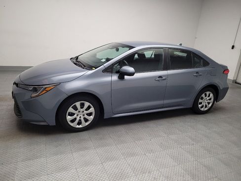 Used 2024 Toyota Corolla LE FWD image 2