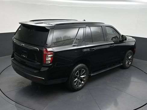 Used 2022 Chevrolet Tahoe Z71 w/ Luxury Package AWD/4WD image 21