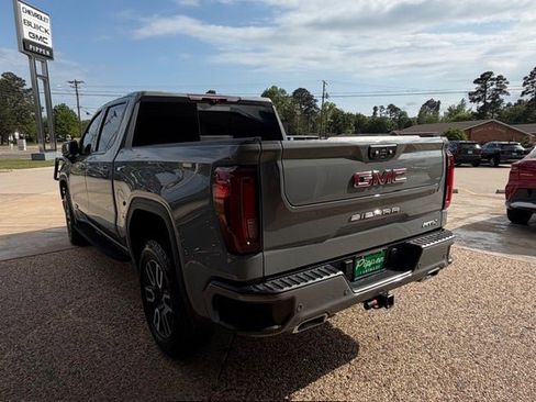 Certified 2025 GMC Sierra 1500 AT4 w/ AT4 Premium Package image 6