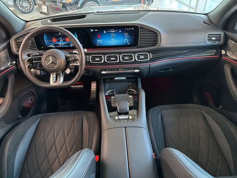 New 2025 Mercedes-Benz GLS 63 AMG 4MATIC image 21