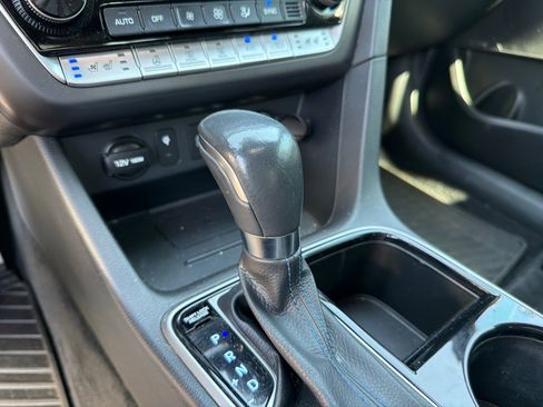 Used 2018 Hyundai Sonata Limited image 28