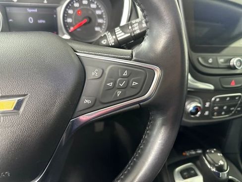 Used 2020 Chevrolet Equinox Premier w/ Premier Redline Edition image 16