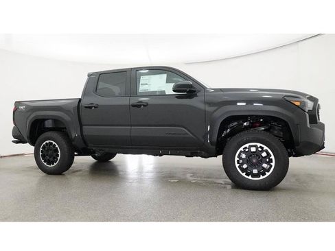 New 2026 Toyota Tacoma TRD Off-Road AWD/4WD image 28
