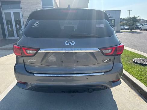 Used 2019 INFINITI QX60 Luxe w/ Essential Package FWD image 6