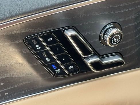 New 2025 Cadillac Lyriq Luxury w/ Nappa Leather Package image 21