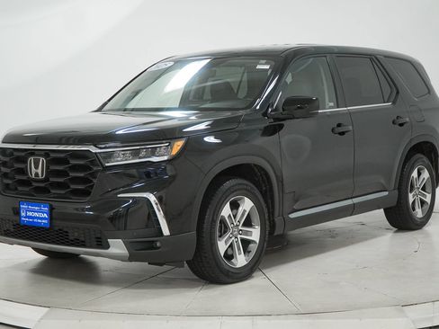 Used 2025 Honda Pilot EX-L image 4