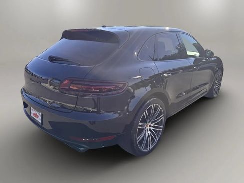 Used 2017 Porsche Macan GTS AWD/4WD image 4