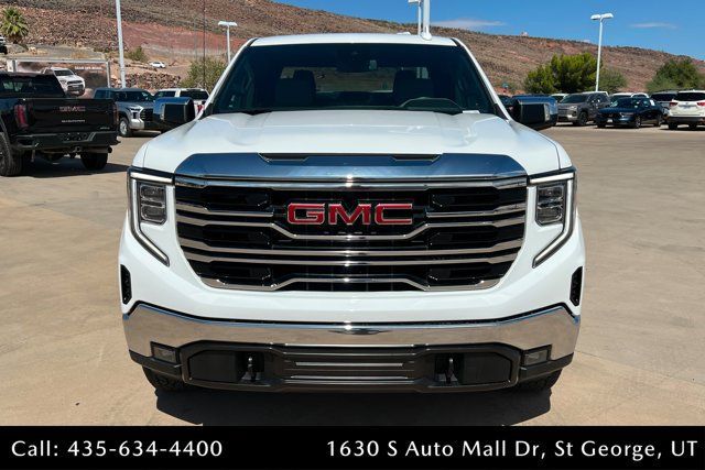 Used 2023 GMC Sierra 1500 SLT w/ X31 Off-Road Package AWD/4WD image 8
