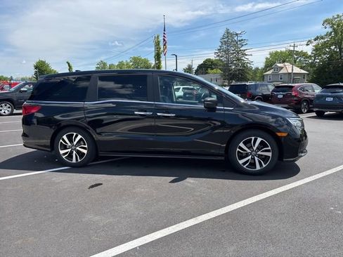 Used 2022 Honda Odyssey Touring image 5