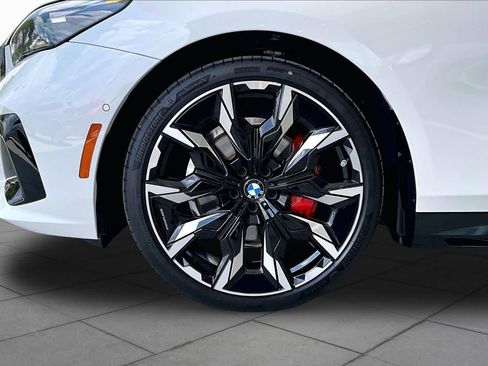 New 2027 BMW 530i w/ M Sport Package RWD image 11