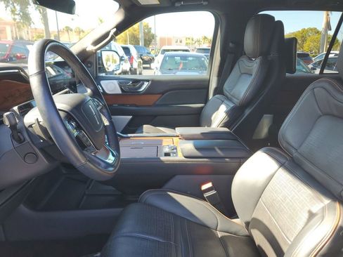 Used 2023 Lincoln Navigator Black Label image 21