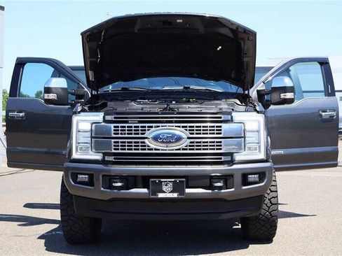 Used 2017 Ford F350 Platinum w/ Platinum Ultimate Package AWD/4WD image 48