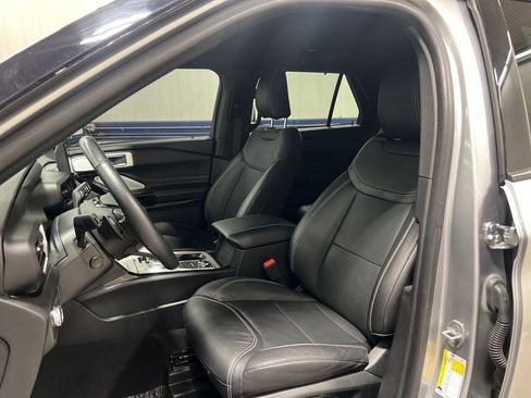 Used 2022 Ford Explorer ST w/ Equipment Group 401A image 16