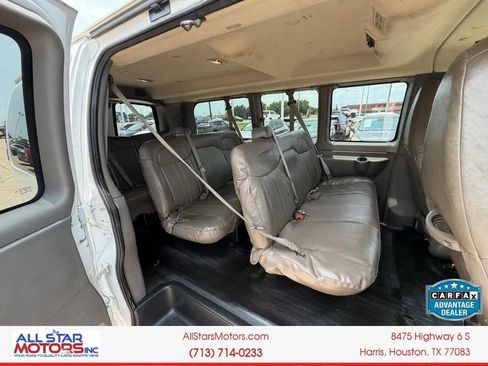 Used 2017 Chevrolet Express 2500 LS RWD image 12