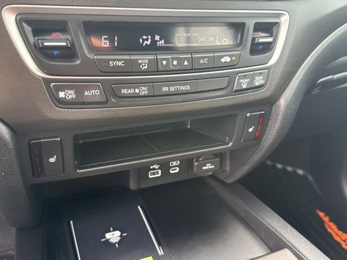 Used 2024 Honda Passport TrailSport image 20