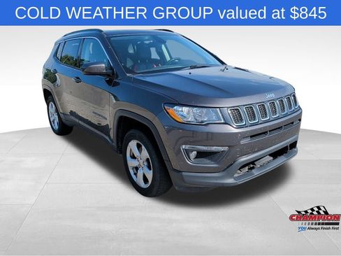 Used 2018 Jeep Compass Latitude w/ Popular Equipment Group AWD/4WD image 8