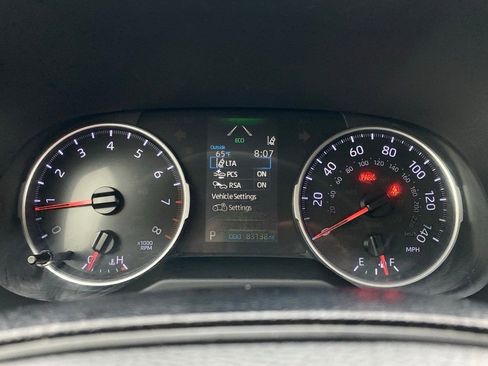 Used 2019 Toyota RAV4 LE image 13