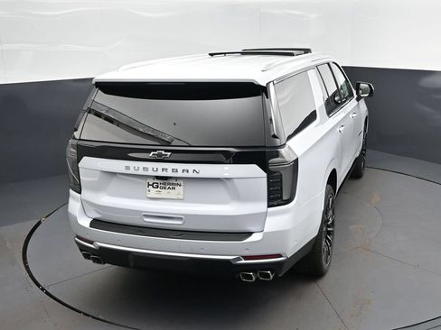 New 2026 Chevrolet Suburban High Country AWD/4WD image 35