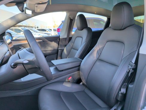 Used 2024 Tesla Model Y Long Range image 20