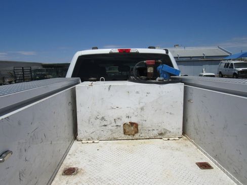 Used 2020 Ford F250 XL w/ Power Equipment Group AWD/4WD image 18