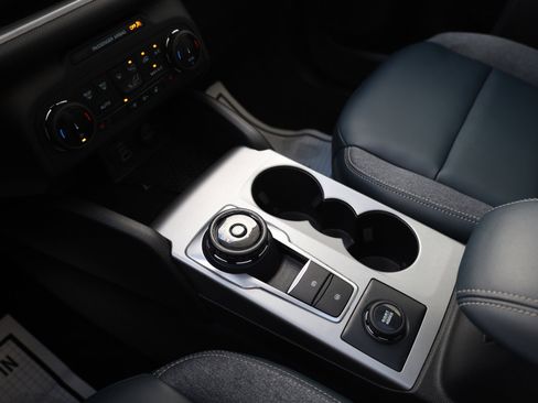 Used 2024 Ford Bronco Sport Outer Banks w/ Tech Package image 11