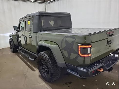 Used 2022 Jeep Gladiator Sport AWD/4WD image 2