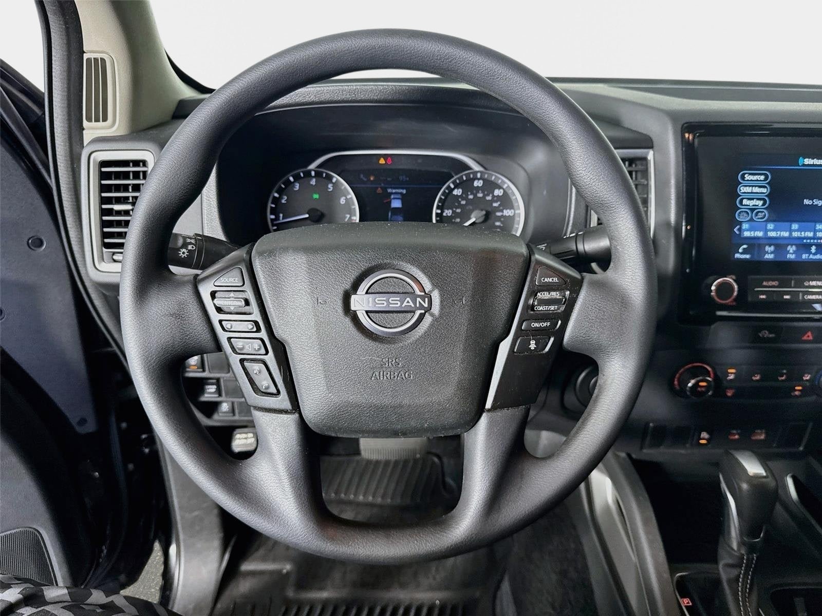 Used 2024 Nissan Frontier SV w/ Technology Package RWD image 13