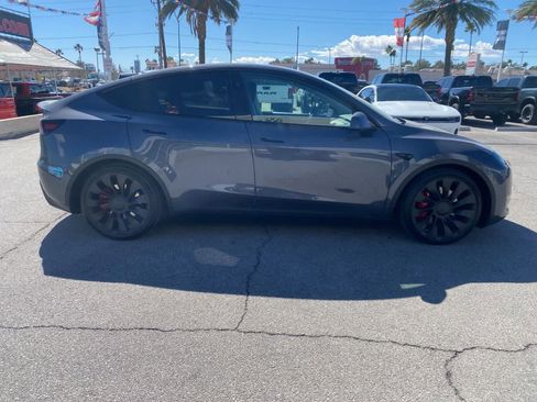 Used 2023 Tesla Model Y Performance image 5