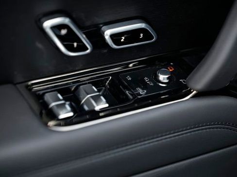 New 2026 Land Rover Range Rover Sport SE image 23