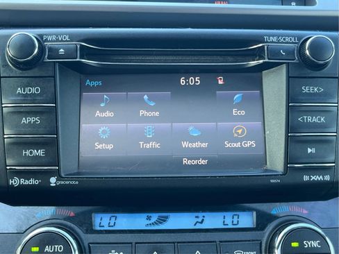 Used 2016 Toyota RAV4 XLE FWD image 30