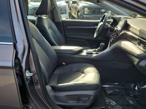Used 2021 Toyota Camry XSE FWD image 18