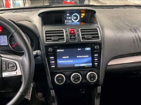 Used 2017 Subaru Forester 2.5i Premium w/ All-Weather Package image 6