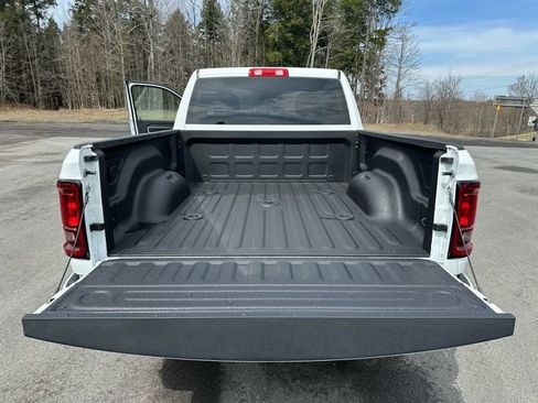 New 2026 RAM 2500 Big Horn AWD/4WD image 21
