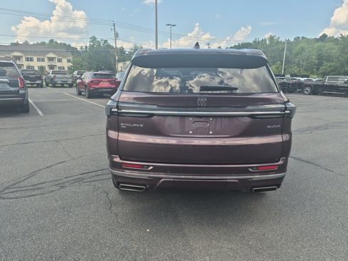 Used 2026 Buick Enclave Avenir w/ Super Cruise Package AWD/4WD image 4