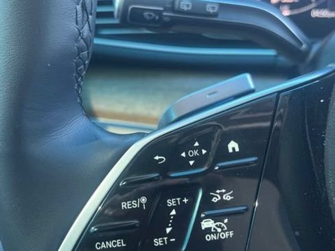 Used 2025 Mercedes-Benz GLS 450 4MATIC image 25