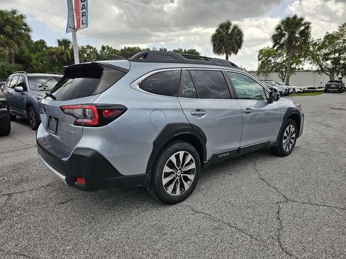 Certified 2023 Subaru Outback Limited AWD/4WD image 3