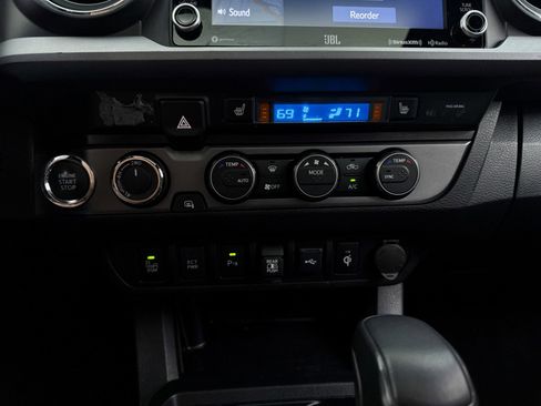 Used 2023 Toyota Tacoma TRD Pro AWD/4WD image 28