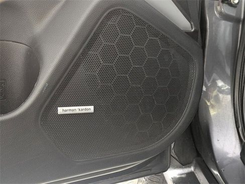 Used 2019 Subaru Outback 2.5i Limited image 24