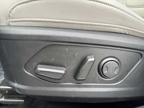 Used 2024 Hyundai Tucson SEL w/ Convenience Package FWD image 17